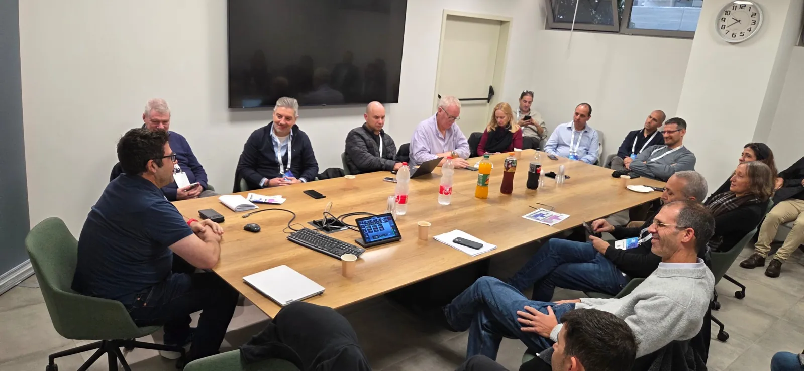 Audit leaders in conversation around one long table at the 2025 annual meeting